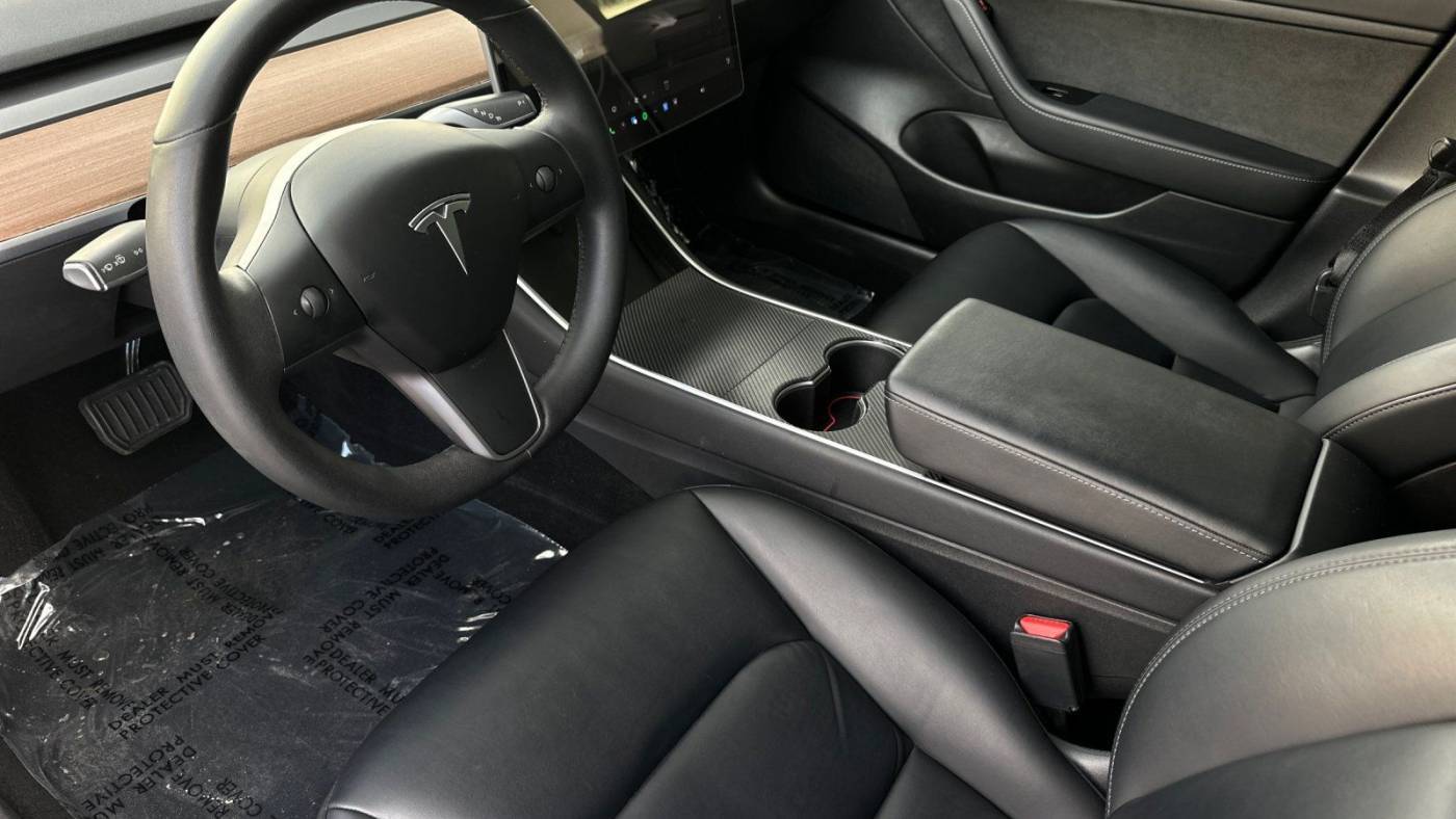 2020 Tesla Model 3 5YJ3E1EA3LF590495