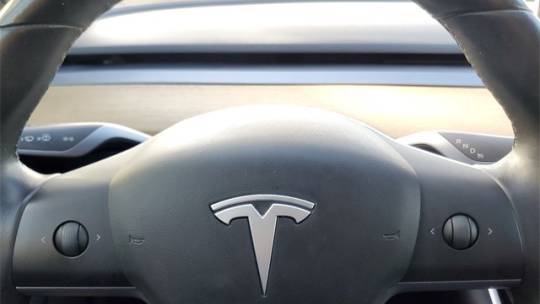2019 Tesla Model 3 5YJ3E1EAXKF306763