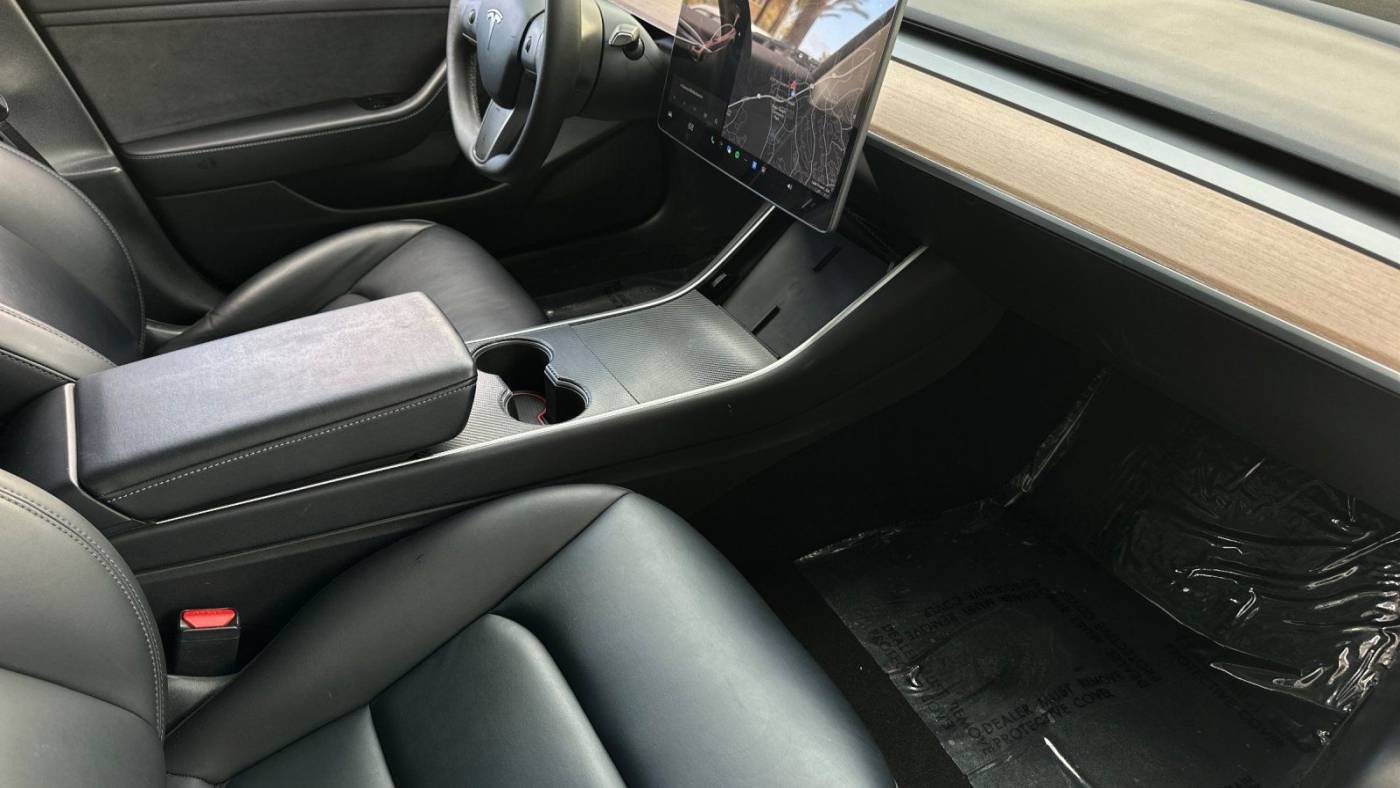 2020 Tesla Model 3 5YJ3E1EA3LF590495