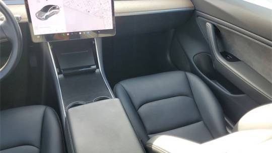 2019 Tesla Model 3 5YJ3E1EAXKF306763