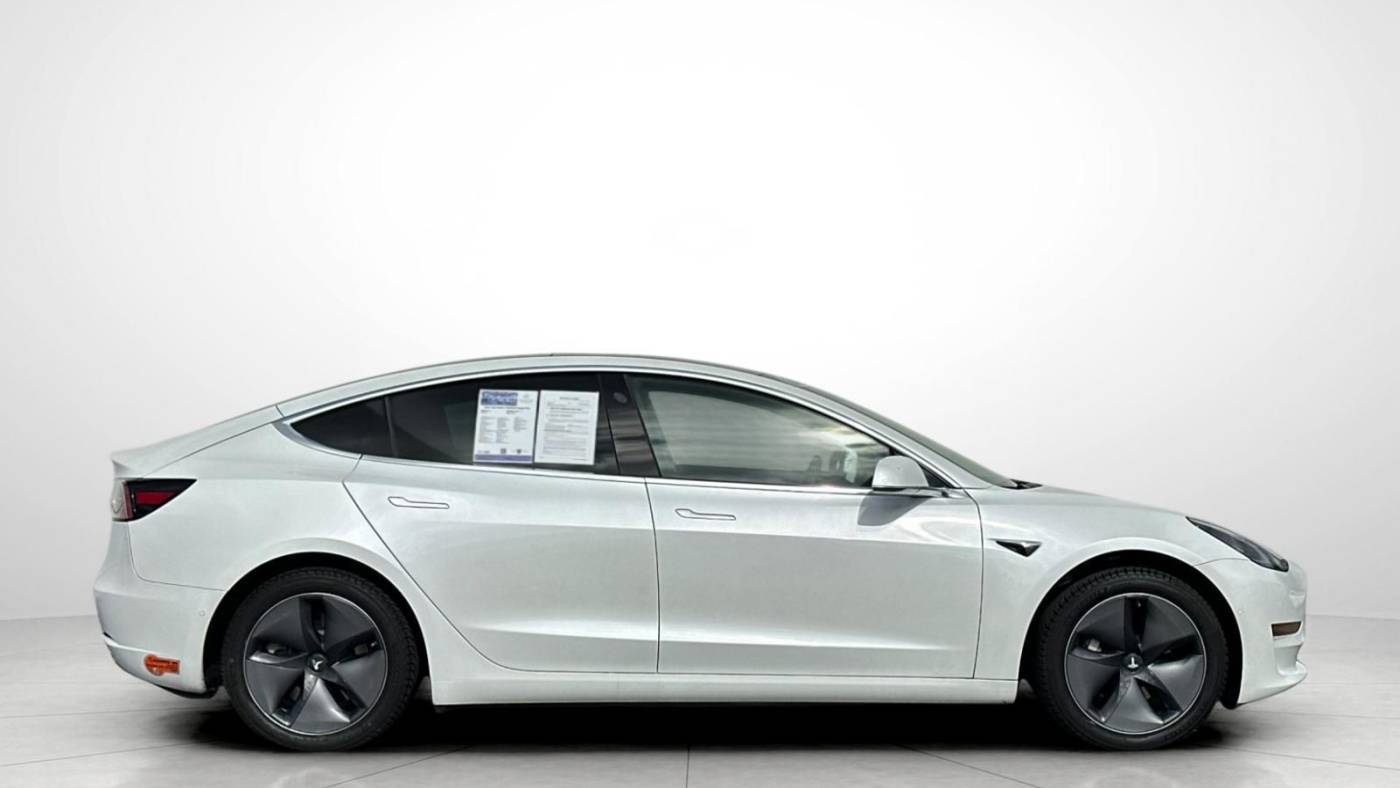 2020 Tesla Model 3 5YJ3E1EA3LF590495