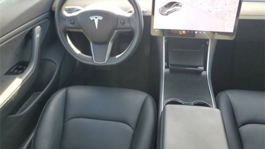 2019 Tesla Model 3 5YJ3E1EAXKF306763