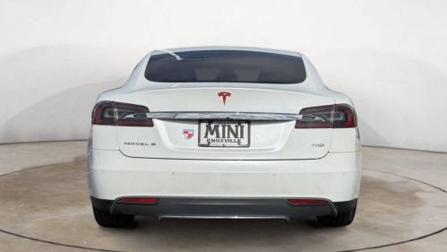 2016 Tesla Model S 5YJSA1E25GF128204