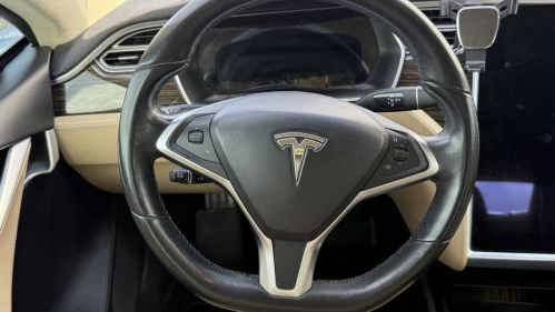 2016 Tesla Model S 5YJSA1E25GF128204