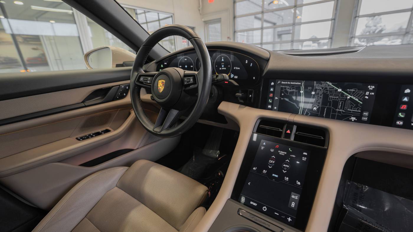 2022 Porsche Taycan WP0AA2Y16NSA14218