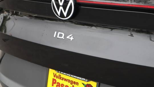 2022 Volkswagen ID.4 WVGUNPE21NP072129