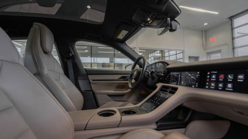 2022 Porsche Taycan WP0AA2Y16NSA14218