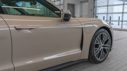 2022 Porsche Taycan WP0AA2Y16NSA14218