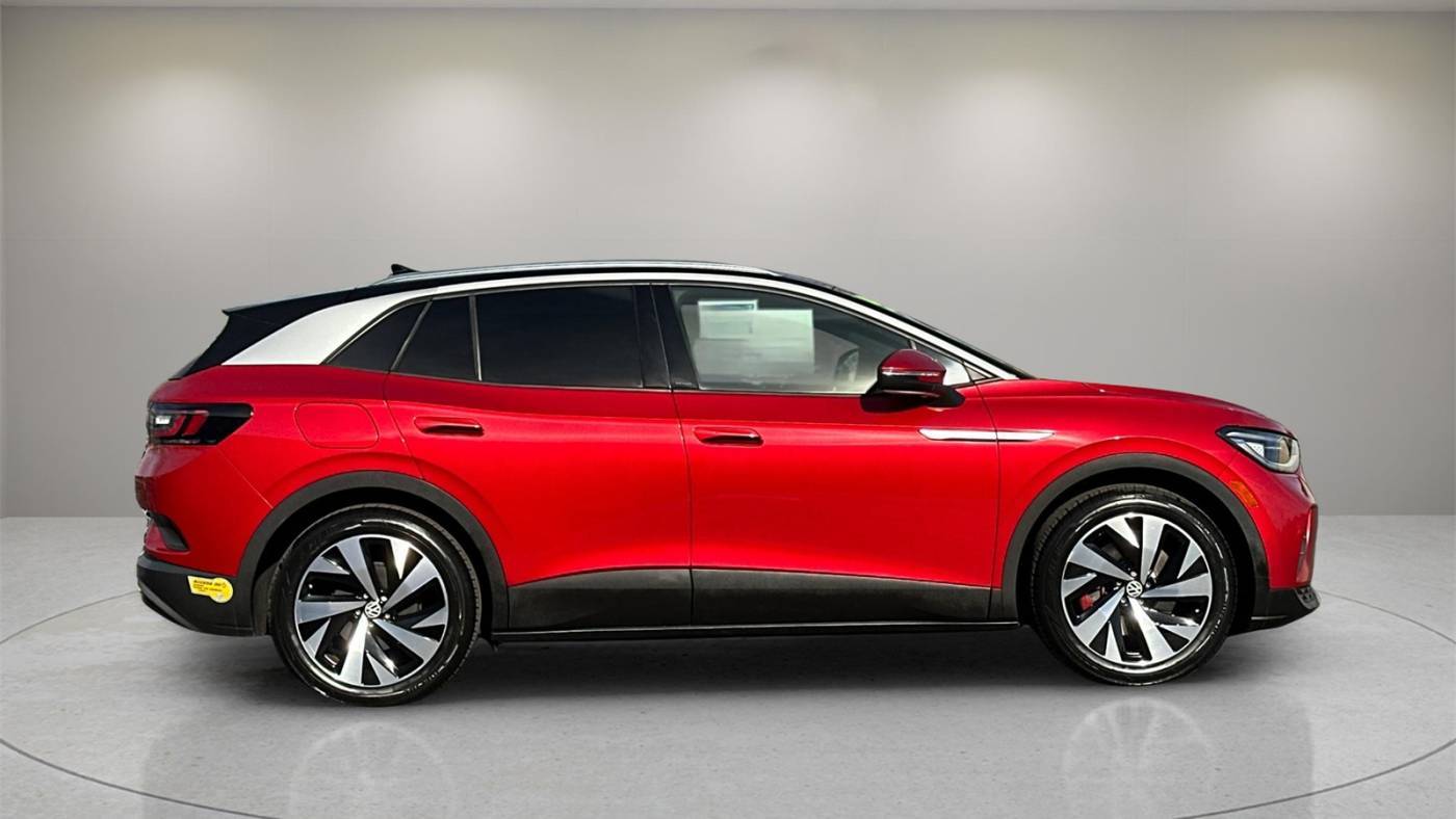2021 Volkswagen ID.4 WVGKMPE27MP063234