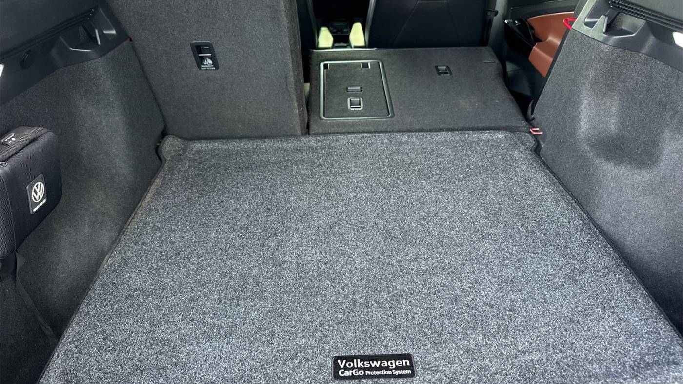 2021 Volkswagen ID.4 WVGKMPE27MP063234