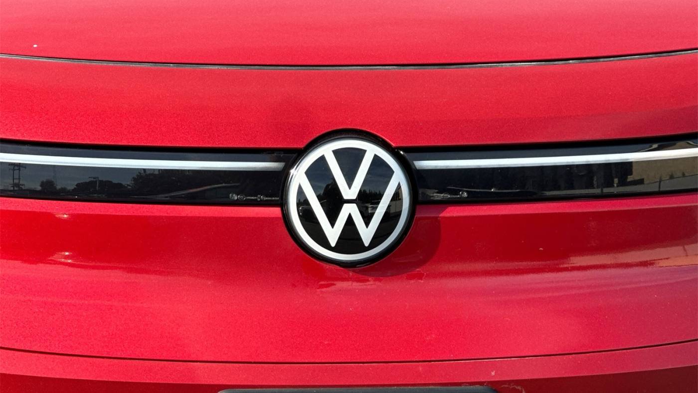 2021 Volkswagen ID.4 WVGKMPE27MP063234
