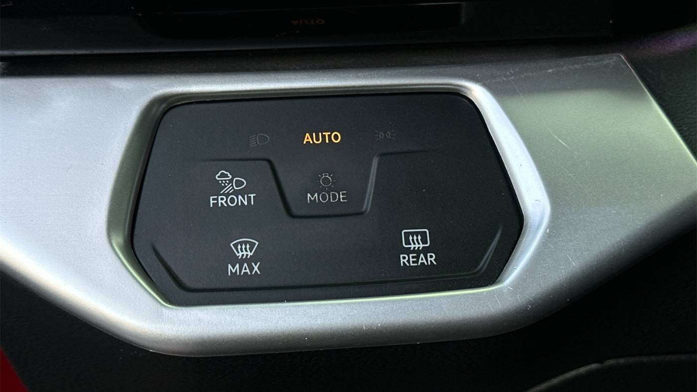 2021 Volkswagen ID.4 WVGKMPE27MP063234