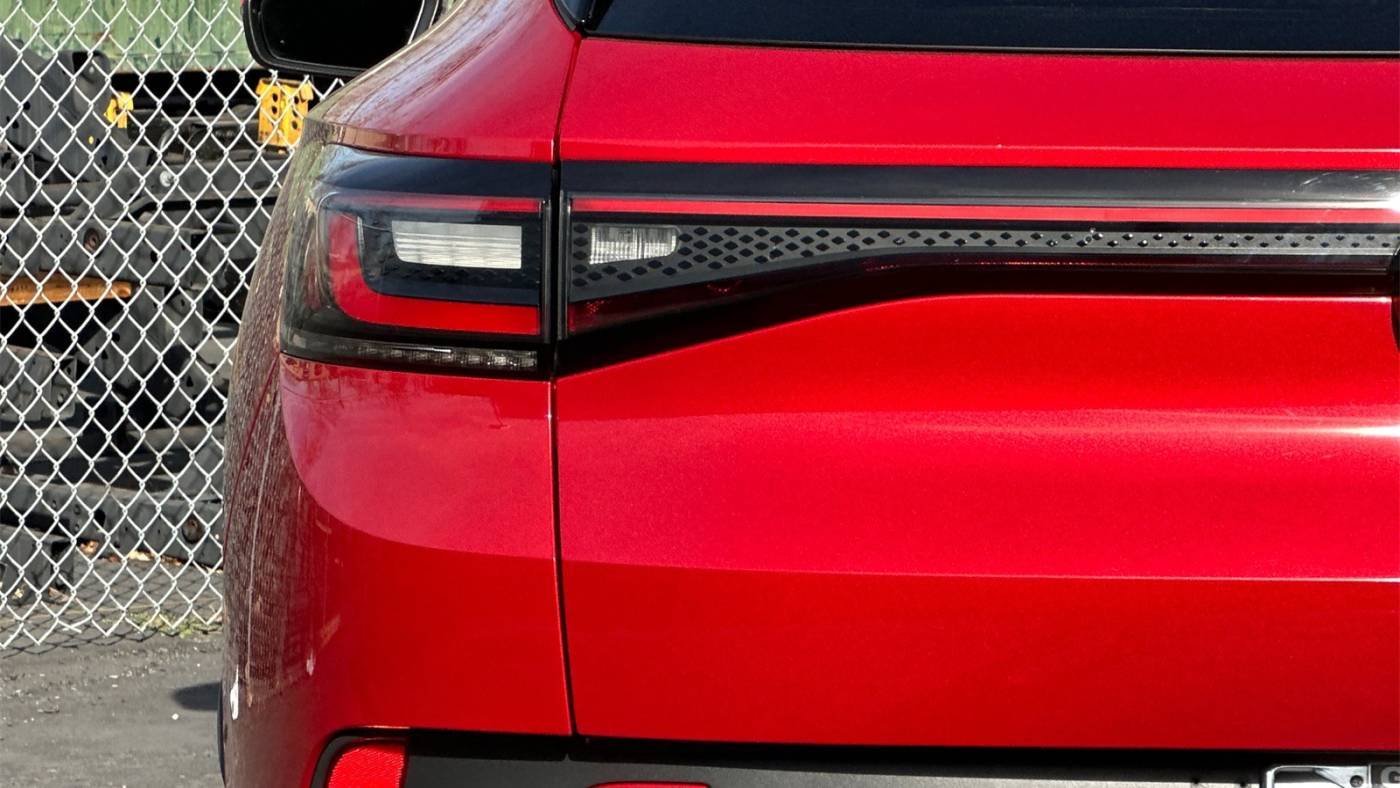 2021 Volkswagen ID.4 WVGKMPE27MP063234