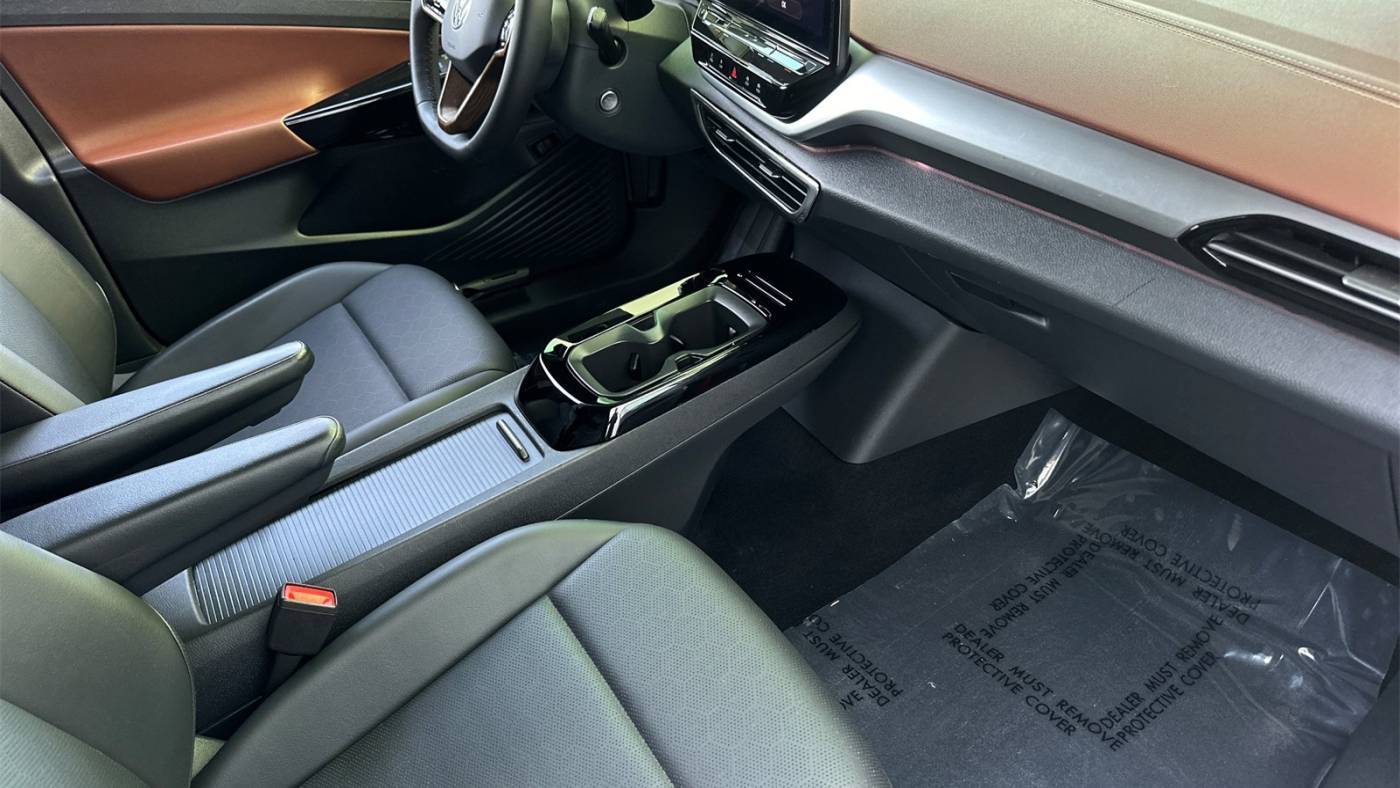 2021 Volkswagen ID.4 WVGKMPE27MP063234