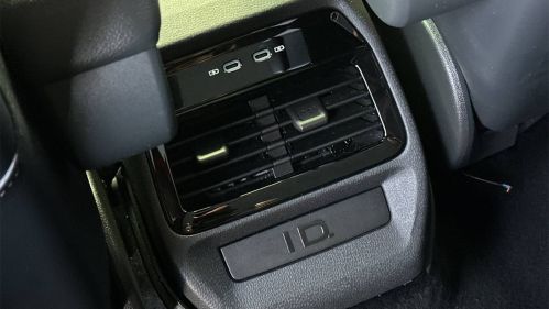 2021 Volkswagen ID.4 WVGKMPE27MP063234