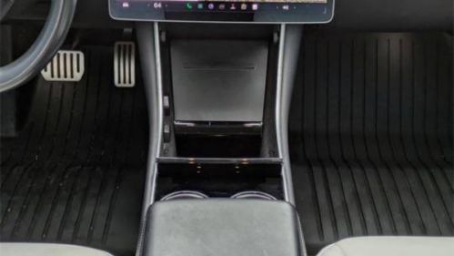 2018 Tesla Model 3 5YJ3E1EB5JF080896