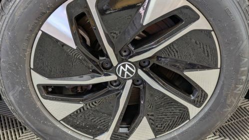 2021 Volkswagen ID.4 WVGTMPE2XMP059666