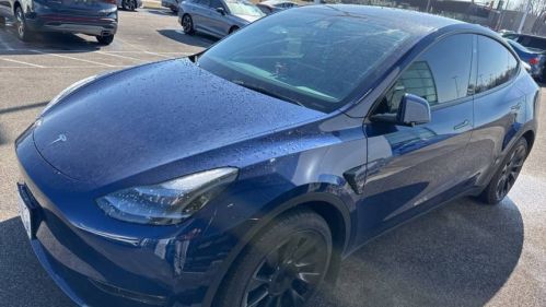 2024 Tesla Model Y 7SAYGAEE8RF169239