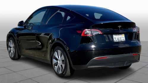 2024 Tesla Model Y 7SAYGDEE2RF007916