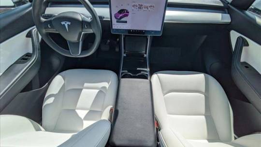 2021 Tesla Model Y 5YJYGDEE9MF119764