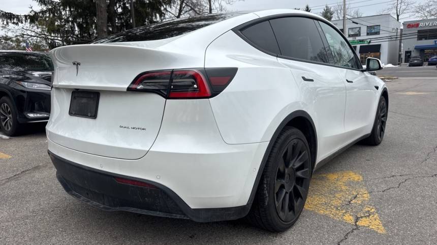 2020 Tesla Model Y 5YJYGDEE9LF037337
