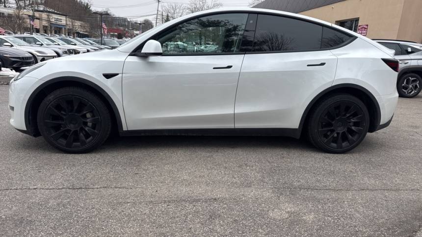 2020 Tesla Model Y 5YJYGDEE9LF037337