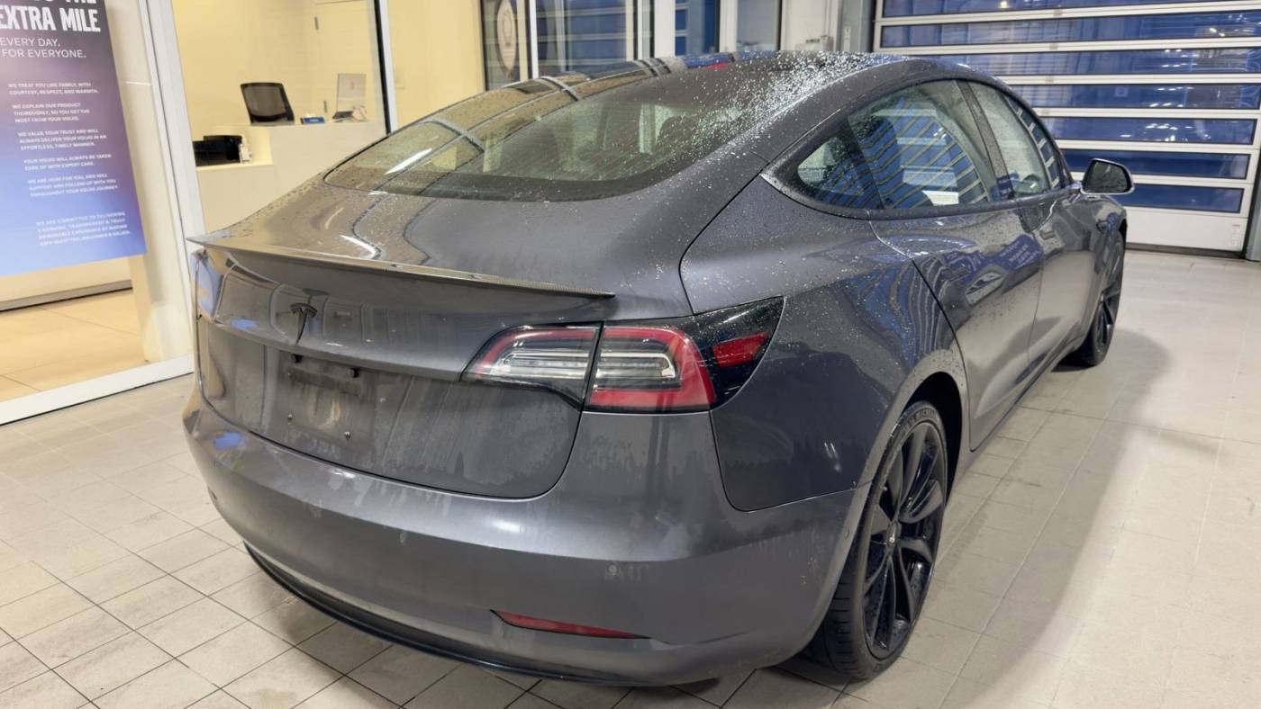 2018 Tesla Model 3 5YJ3E1EB3JF073171