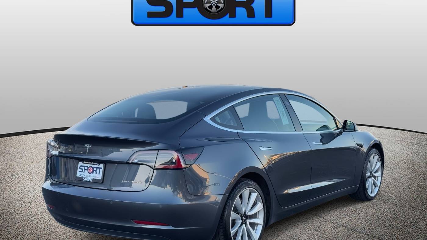 2018 Tesla Model 3 5YJ3E1EB6JF121178