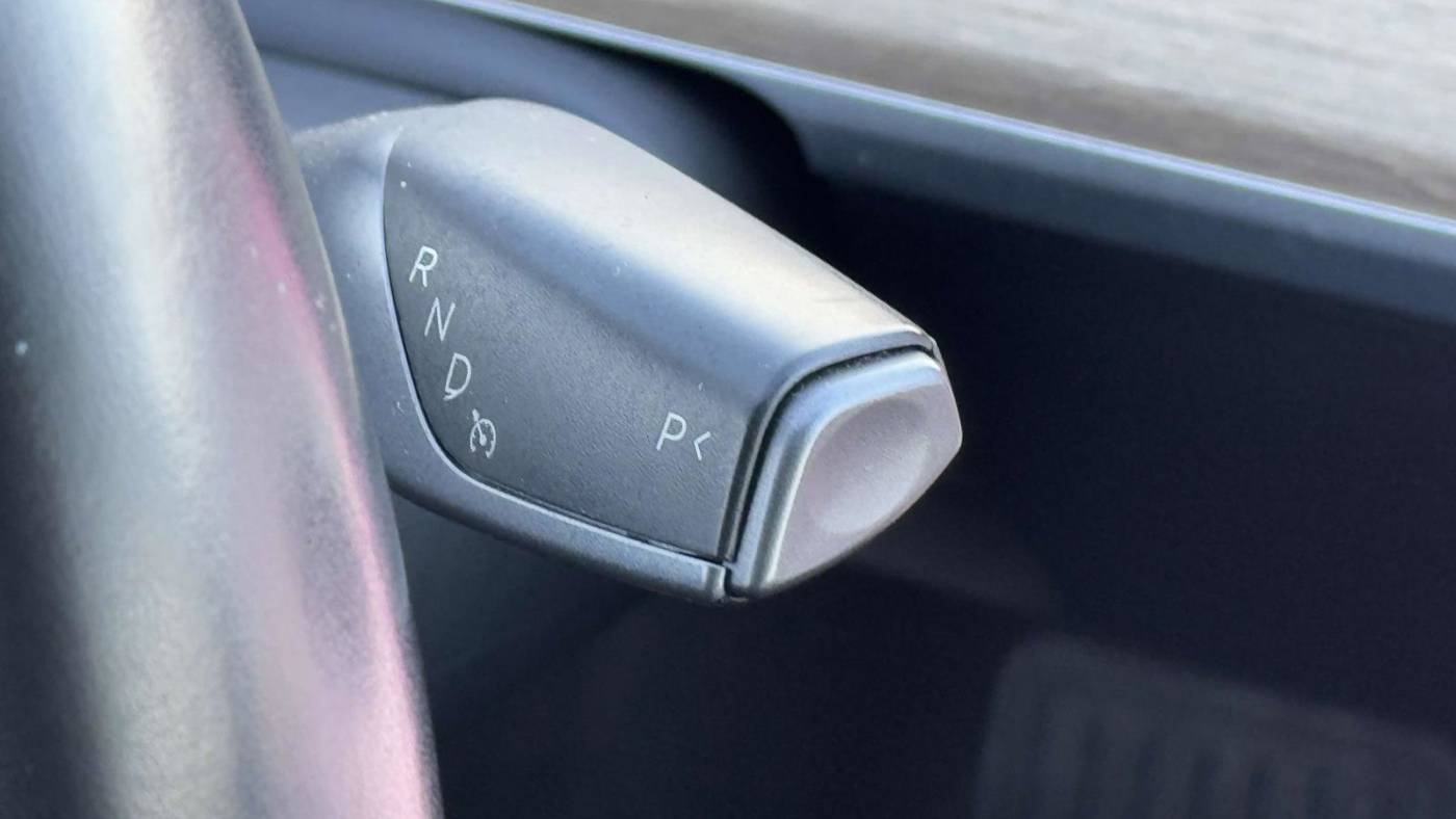 2018 Tesla Model 3 5YJ3E1EB6JF121178