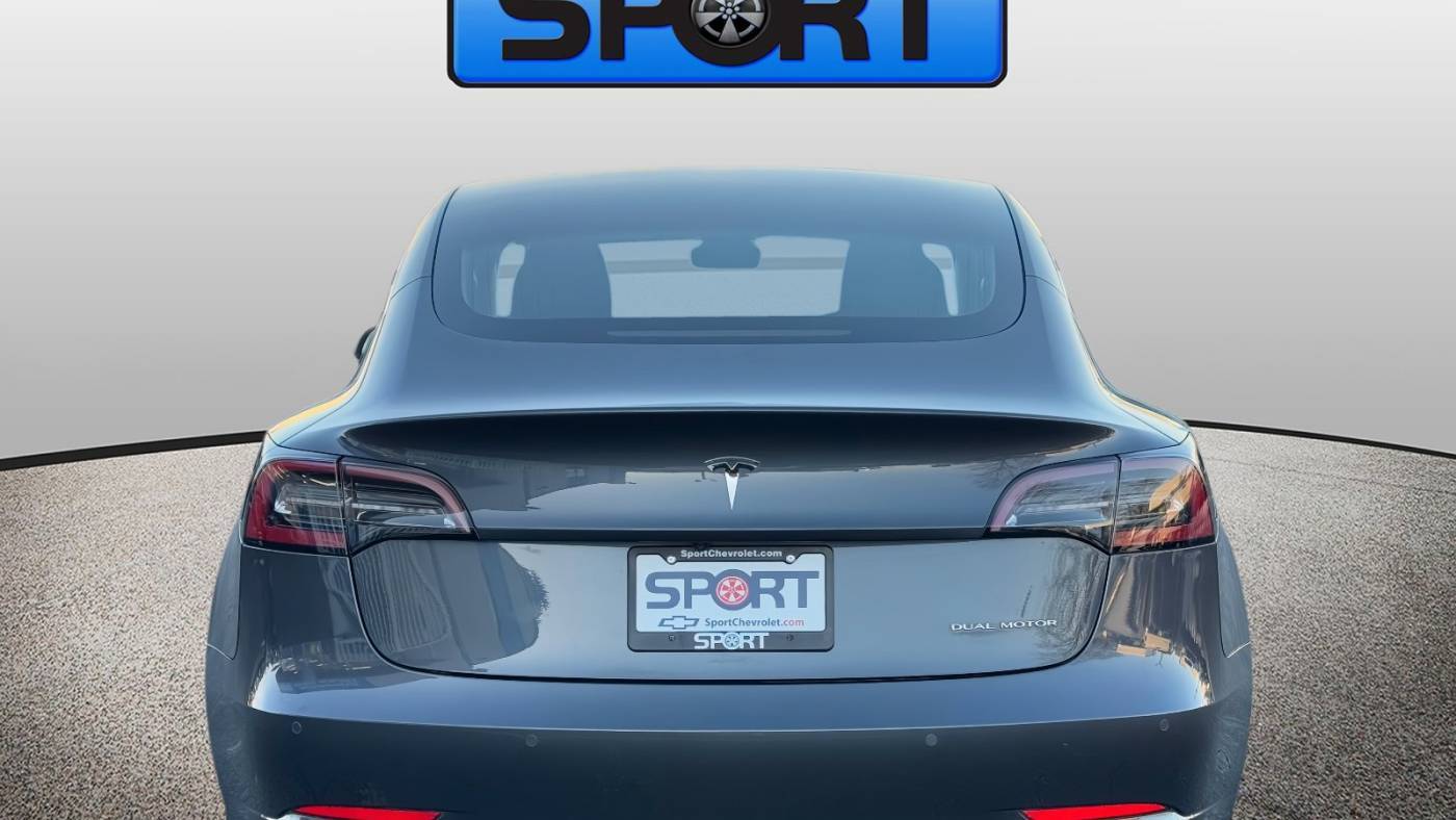 2018 Tesla Model 3 5YJ3E1EB6JF121178