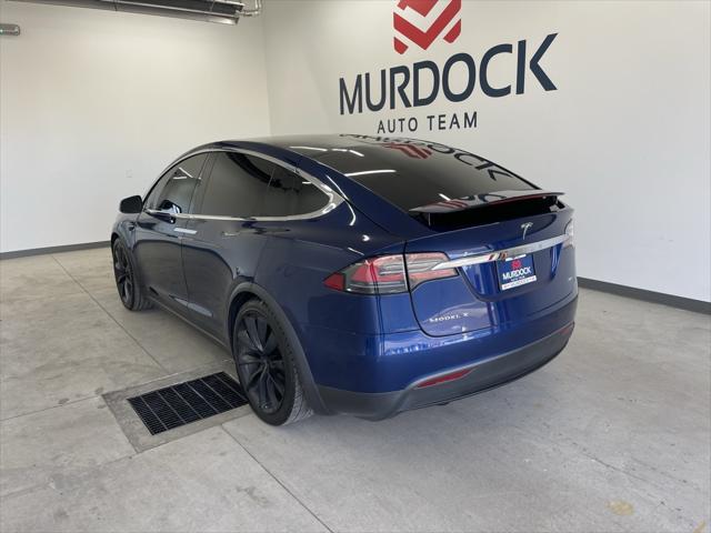 2018 Tesla Model X 5YJXCDE29JF091800