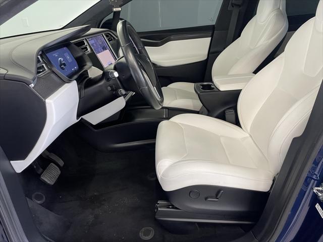 2018 Tesla Model X 5YJXCDE29JF091800