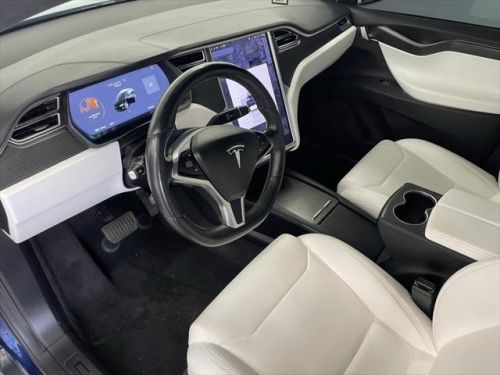 2018 Tesla Model X 5YJXCDE29JF091800