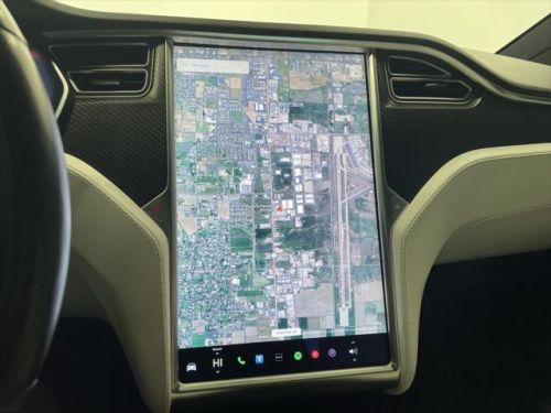 2018 Tesla Model X 5YJXCDE29JF091800