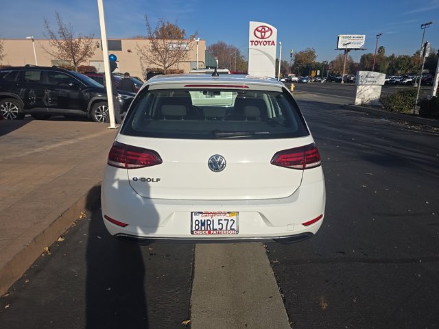 2019 Volkswagen e-Golf WVWKR7AU8KW912139