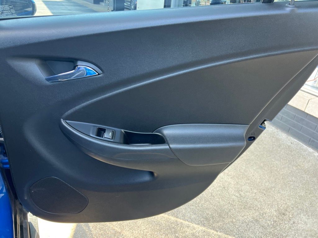 2017 Chevrolet VOLT 1G1RA6S54HU200814
