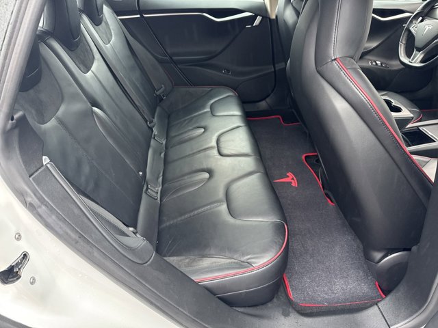 2014 Tesla Model S 5YJSA1H18EFP57343