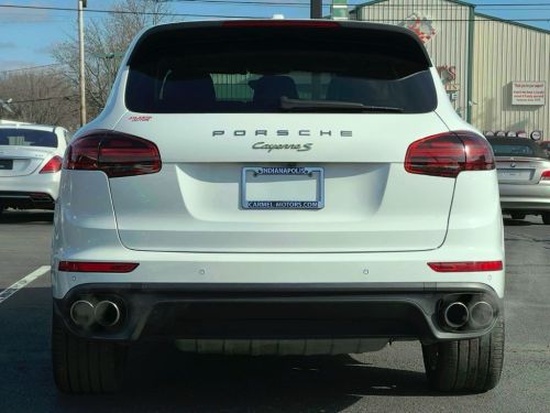 2017 Porsche Cayenne WP1AE2A27HLA71108
