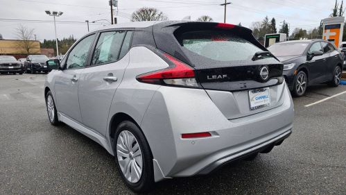 2023 Nissan LEAF 1N4AZ1BVXPC557229