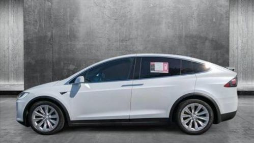 2017 Tesla Model X 5YJXCDE24HF077782