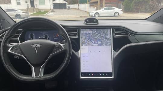 2017 Tesla Model X 5YJXCBE25HF078248