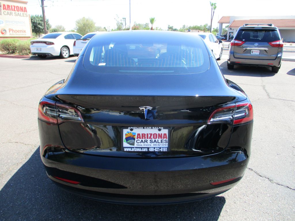 2018 Tesla Model 3 5YJ3E1EA0JF172666