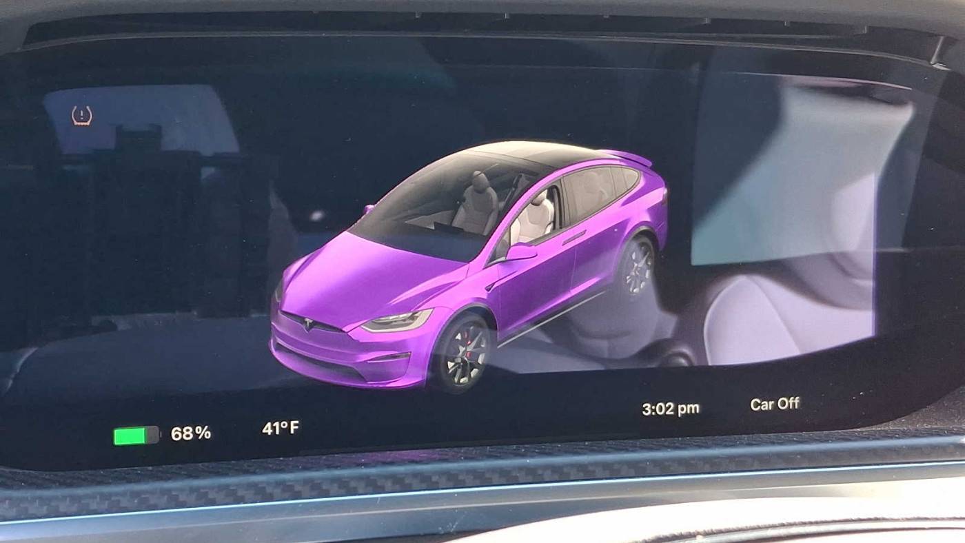 2023 Tesla Model X 7SAXCBE69PF395535