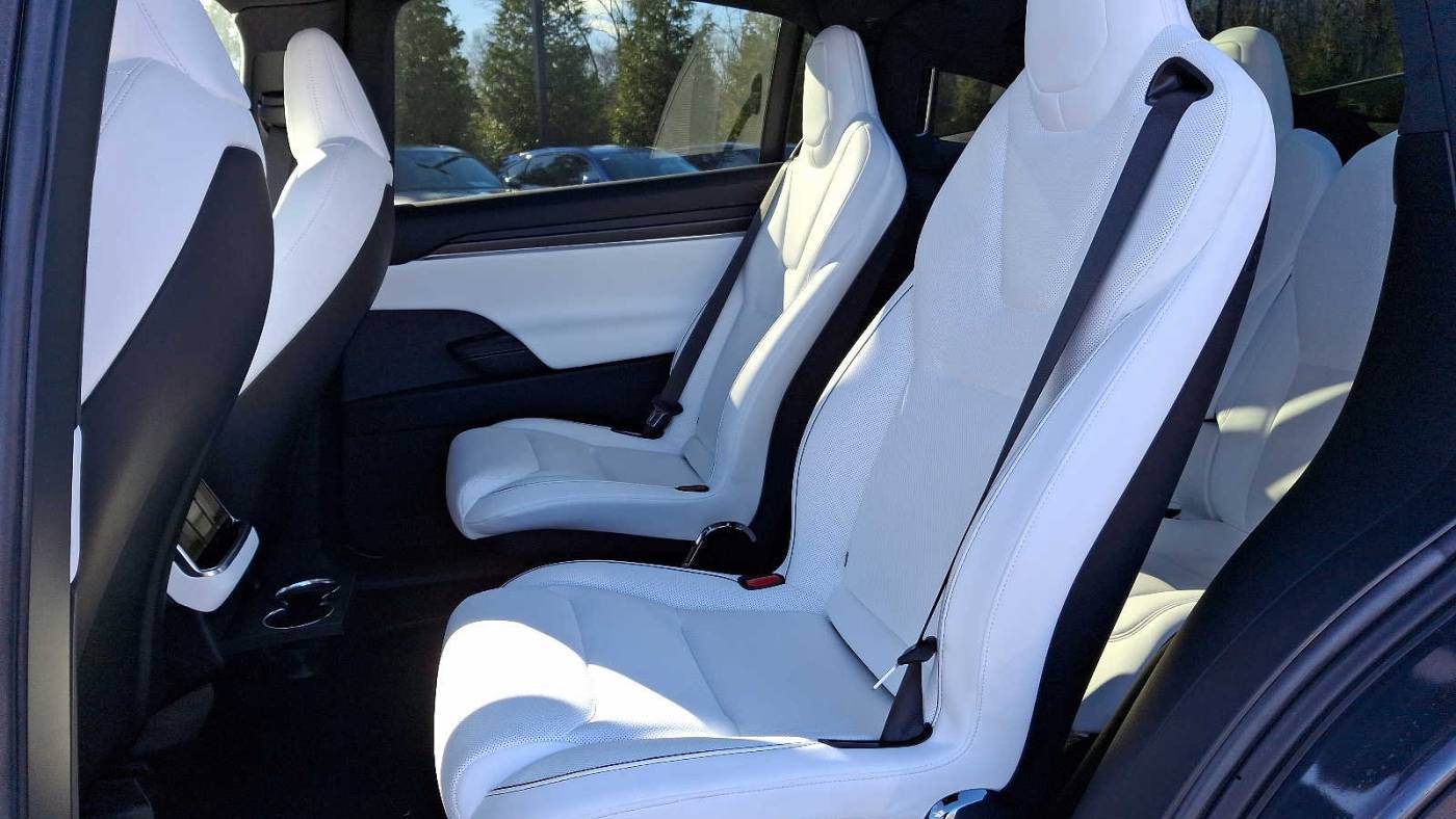 2023 Tesla Model X 7SAXCBE69PF395535