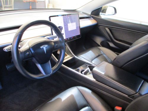 2018 Tesla Model 3 5YJ3E1EA0JF172666