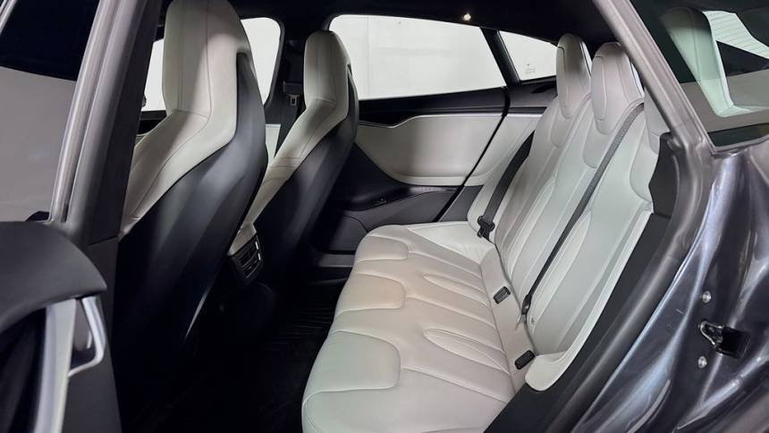 2015 Tesla Model S 5YJSA1E18FF111970