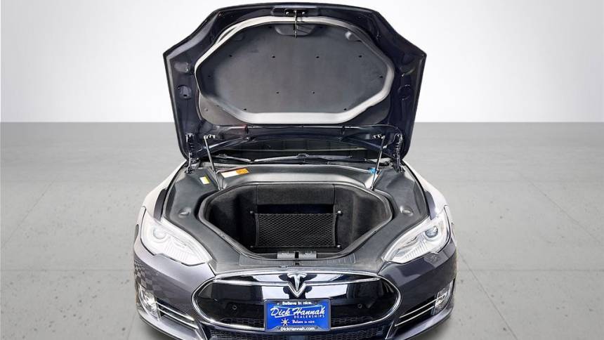 2015 Tesla Model S 5YJSA1E18FF111970