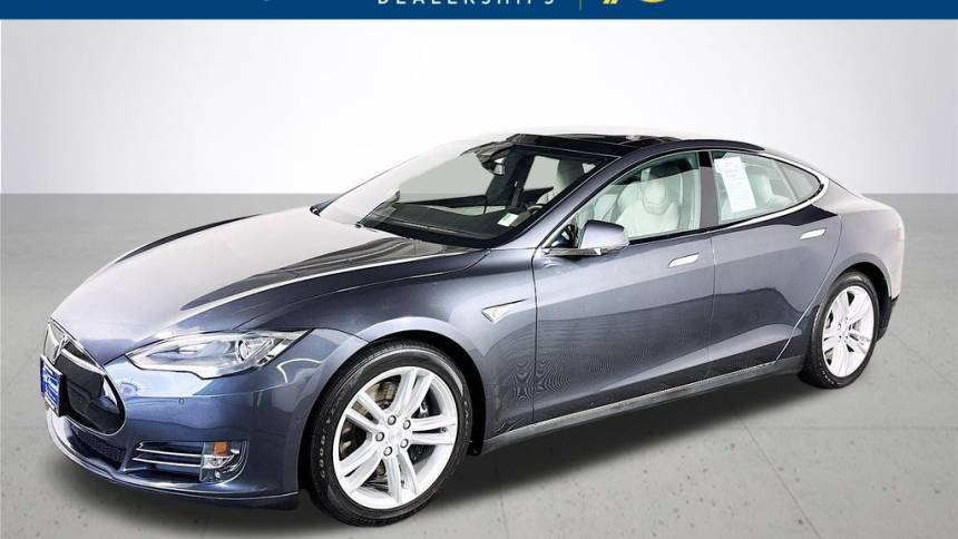 2015 Tesla Model S 5YJSA1E18FF111970