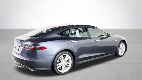 2015 Tesla Model S 5YJSA1E18FF111970