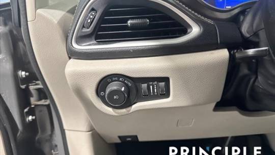 2022 Chrysler Pacifica 2C4RC1L70NR129642